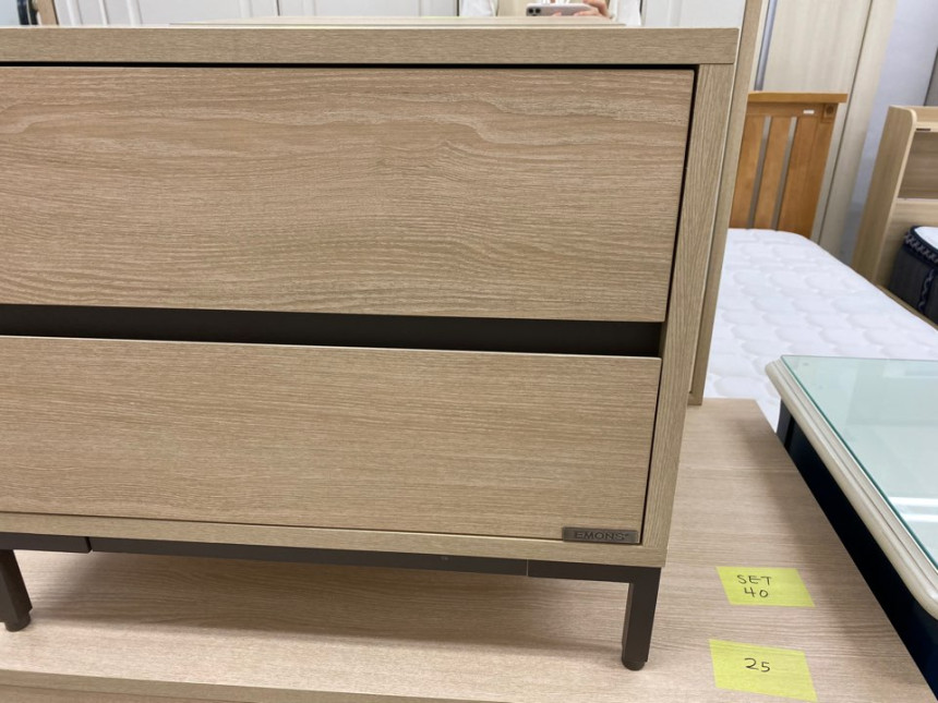 bedsidetable_06.jpg
