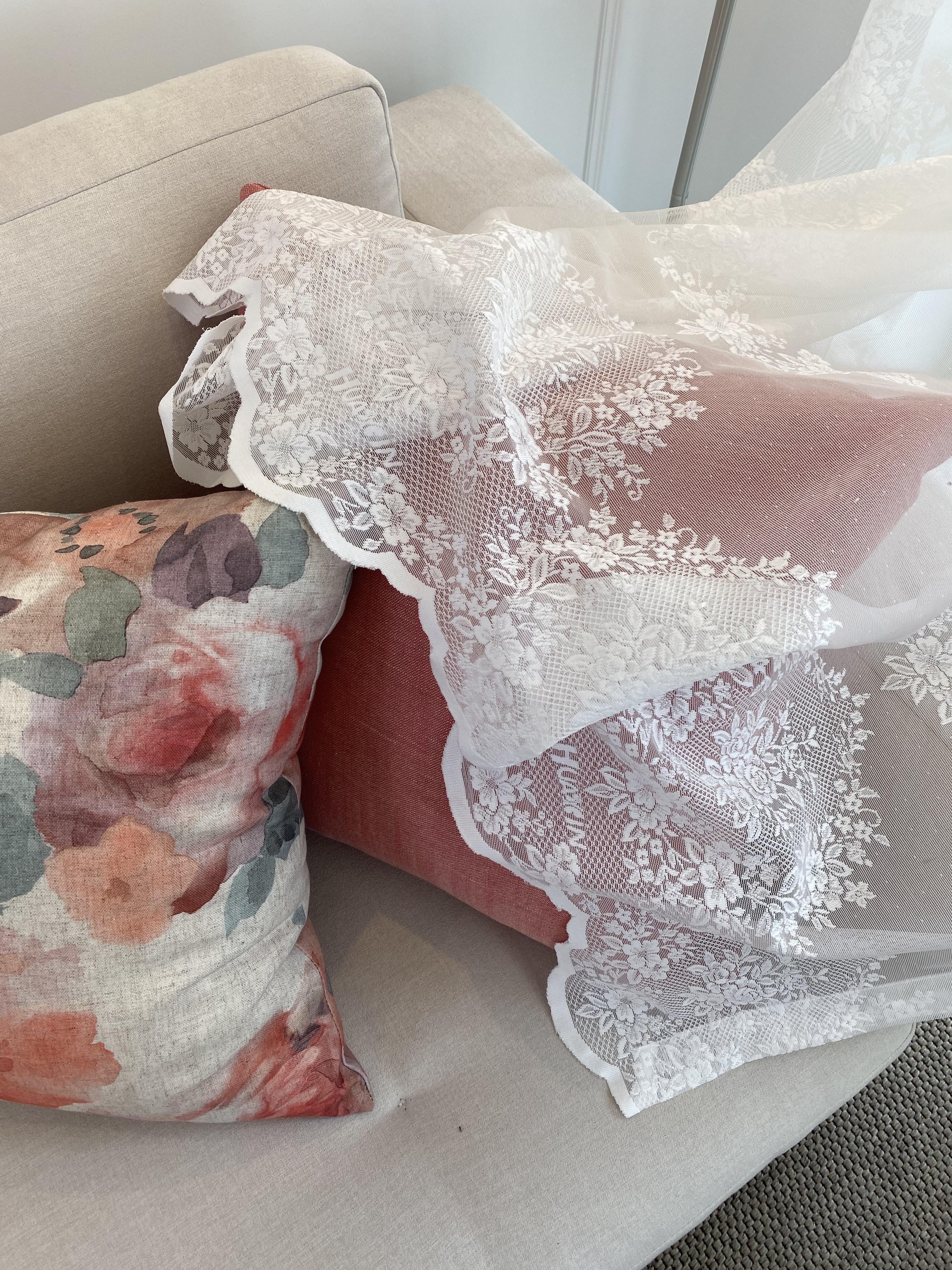 눈꽃망사 자수 레이스 포인트 속커튼(맞춤제작)