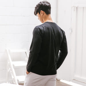 블랙몬스터핏 무지 긴팔 라운드 티셔츠 남성 여자 기본 면티 쭉티 착용 후기 | 사이즈/핏 총정리 - 상품 이미지 3