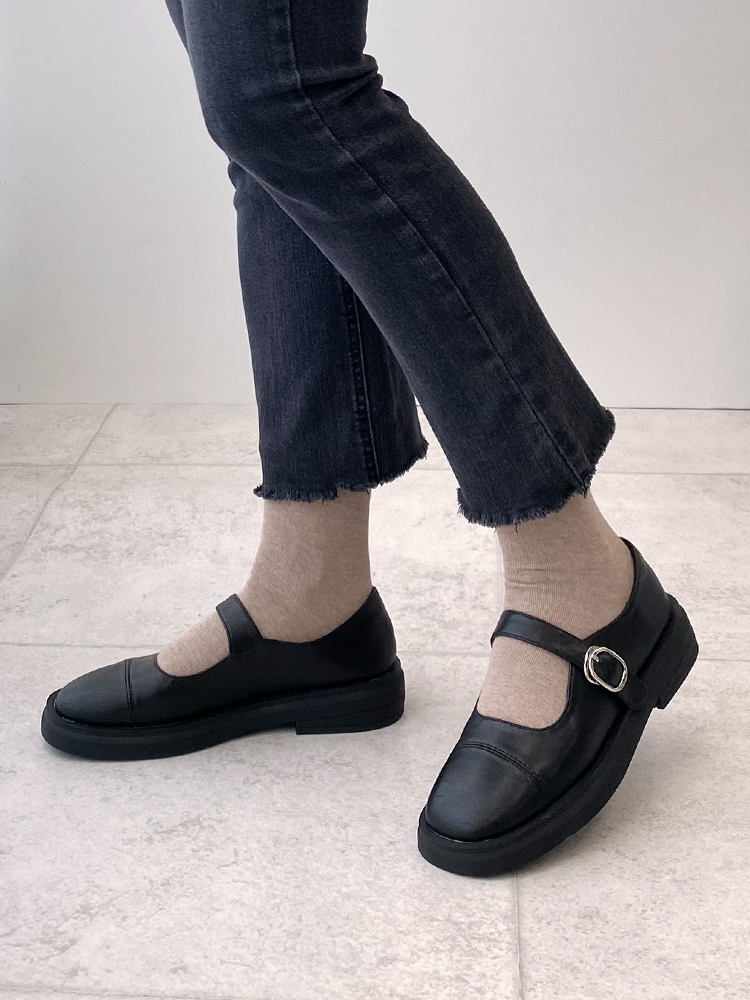 발편한 쿠션 둥근코 메리제인 로퍼 발등 스트랩 플랫슈즈