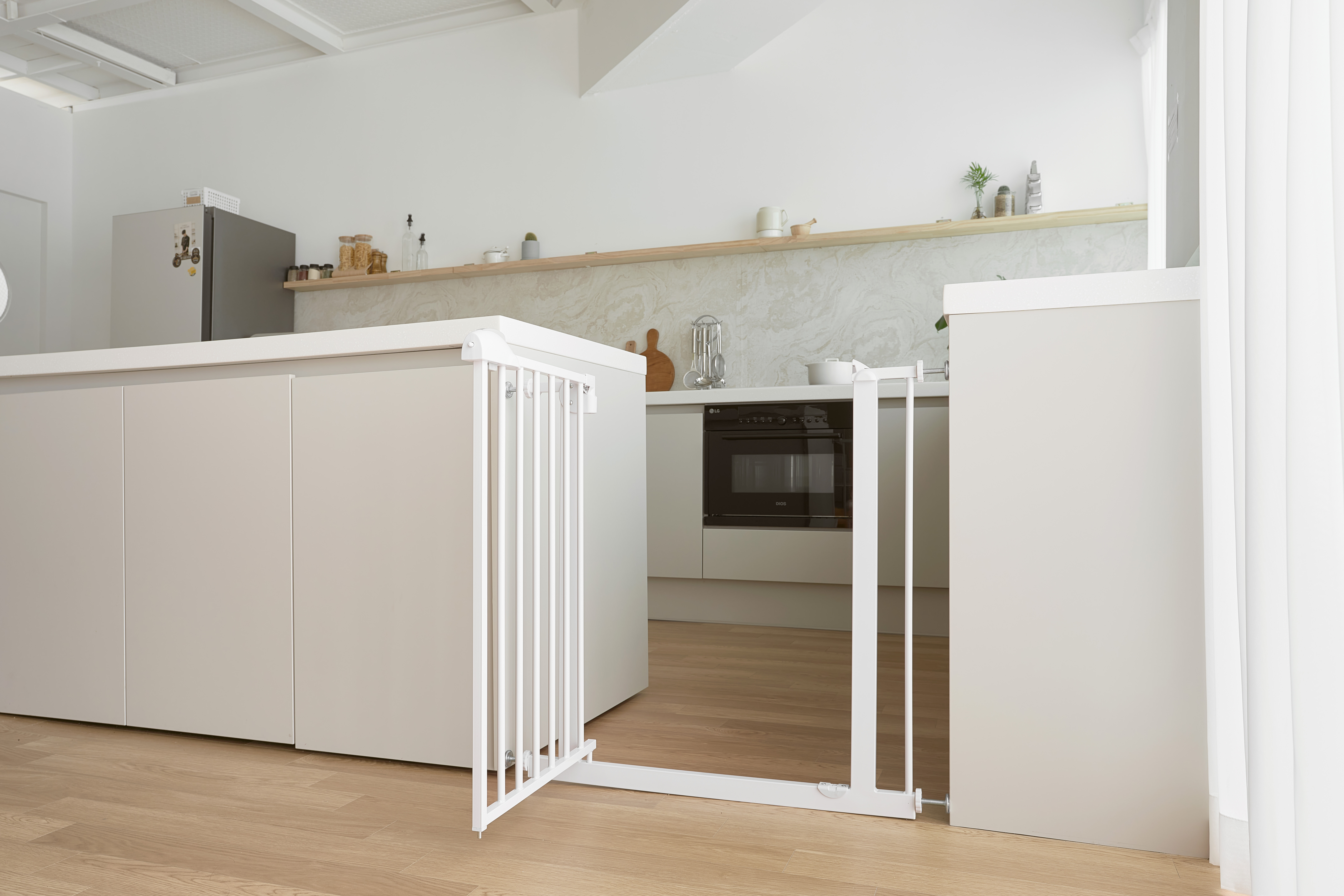 네이버국민템 아가드 이지슬라이드 유아 안전문 초소형 60 - 65cm 아기 안전펜스 강아지