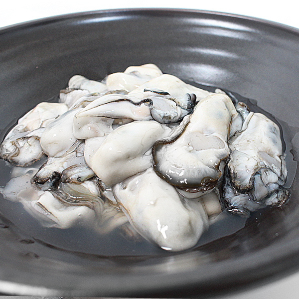 훈이수산 제철 통영굴 생굴 굴 1kg 지퍼팩포장