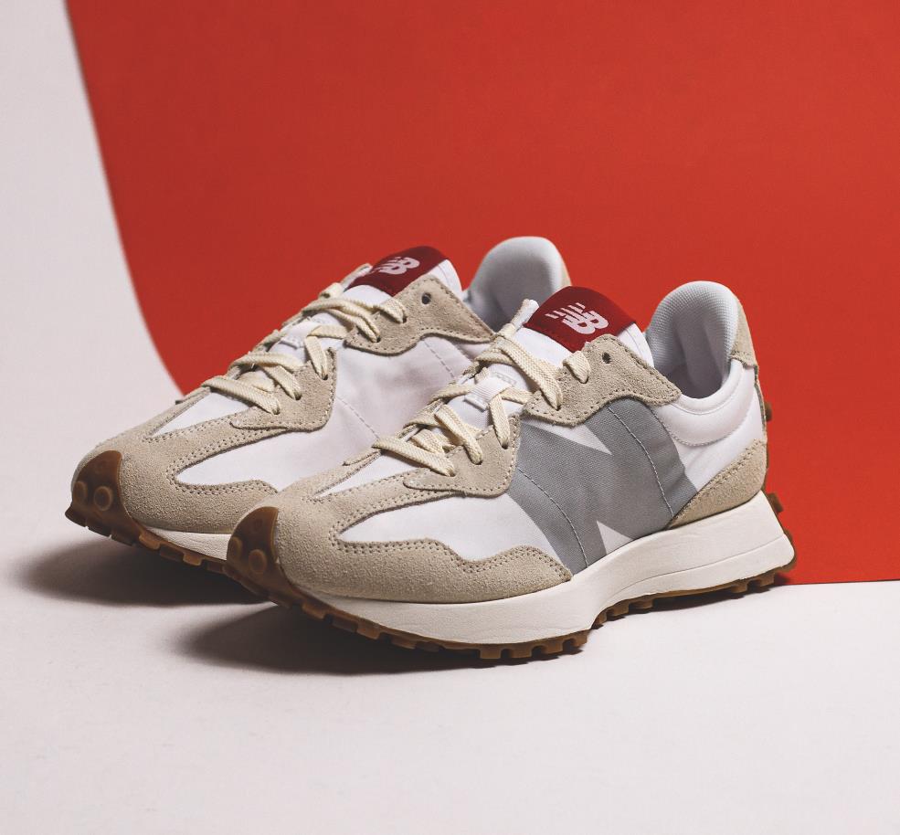 new balance 327 white silver gum