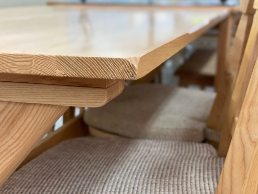 wood_table_09.jpg