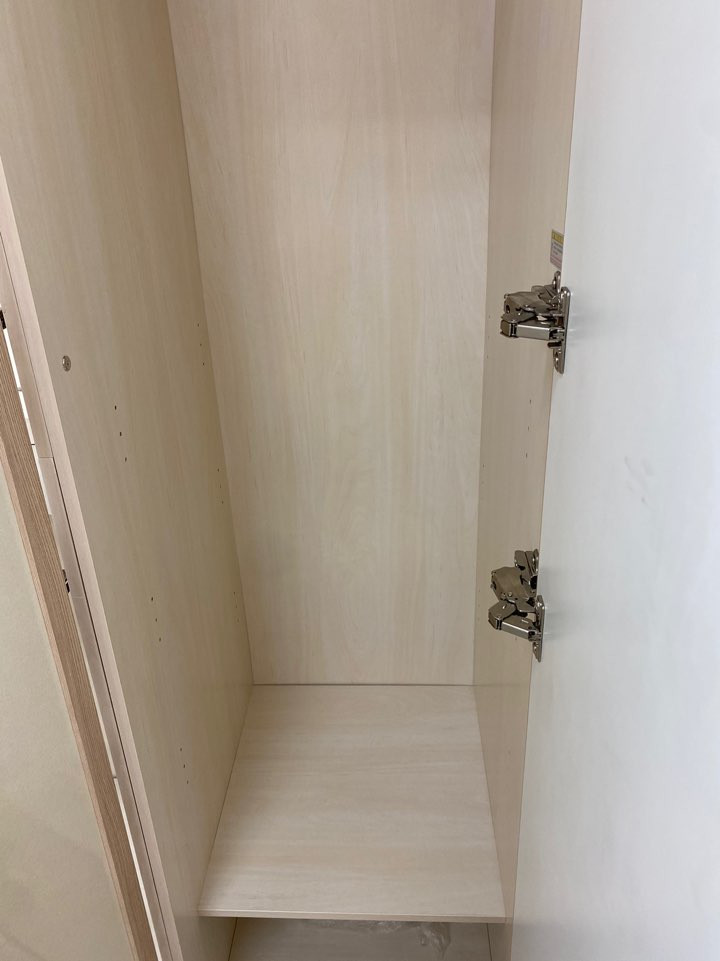 livart_wardrobe_05.jpg