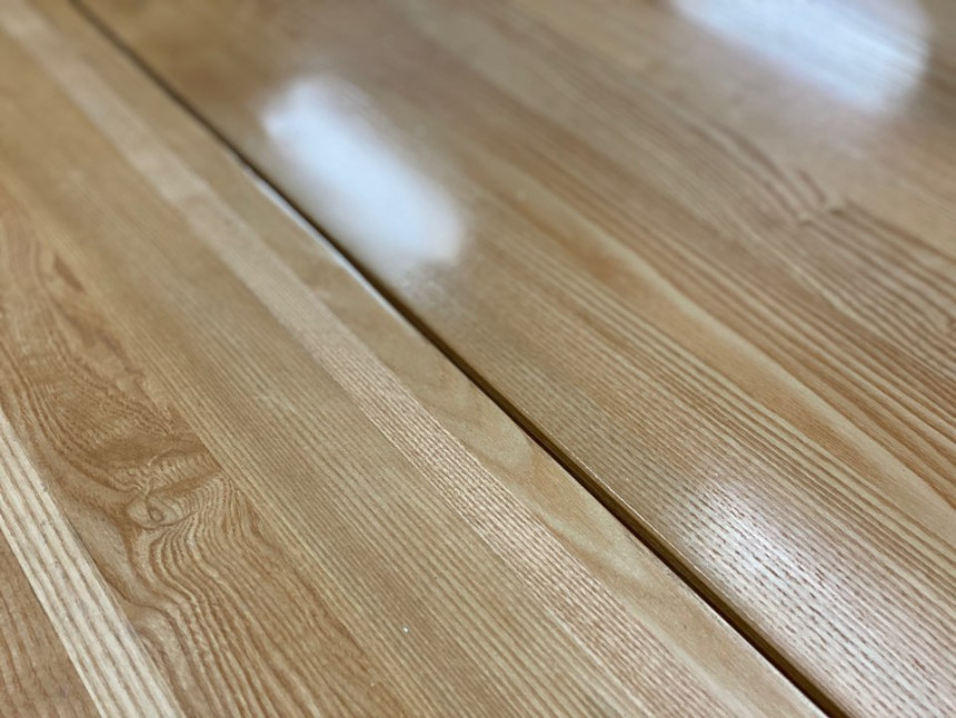 wood_table_15.jpg