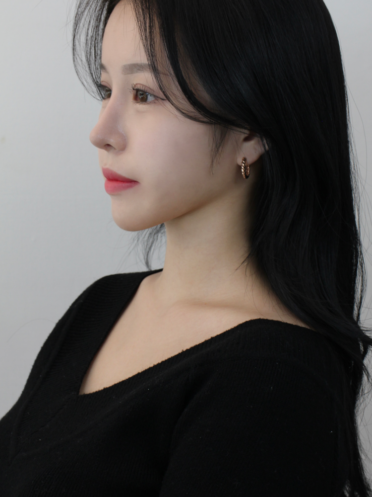 귀걸이 원터치 볼드 꼬임 링 꽈배기 밧줄 데일리 선물 여자 친구 선물 14K - 상세 이미지 3