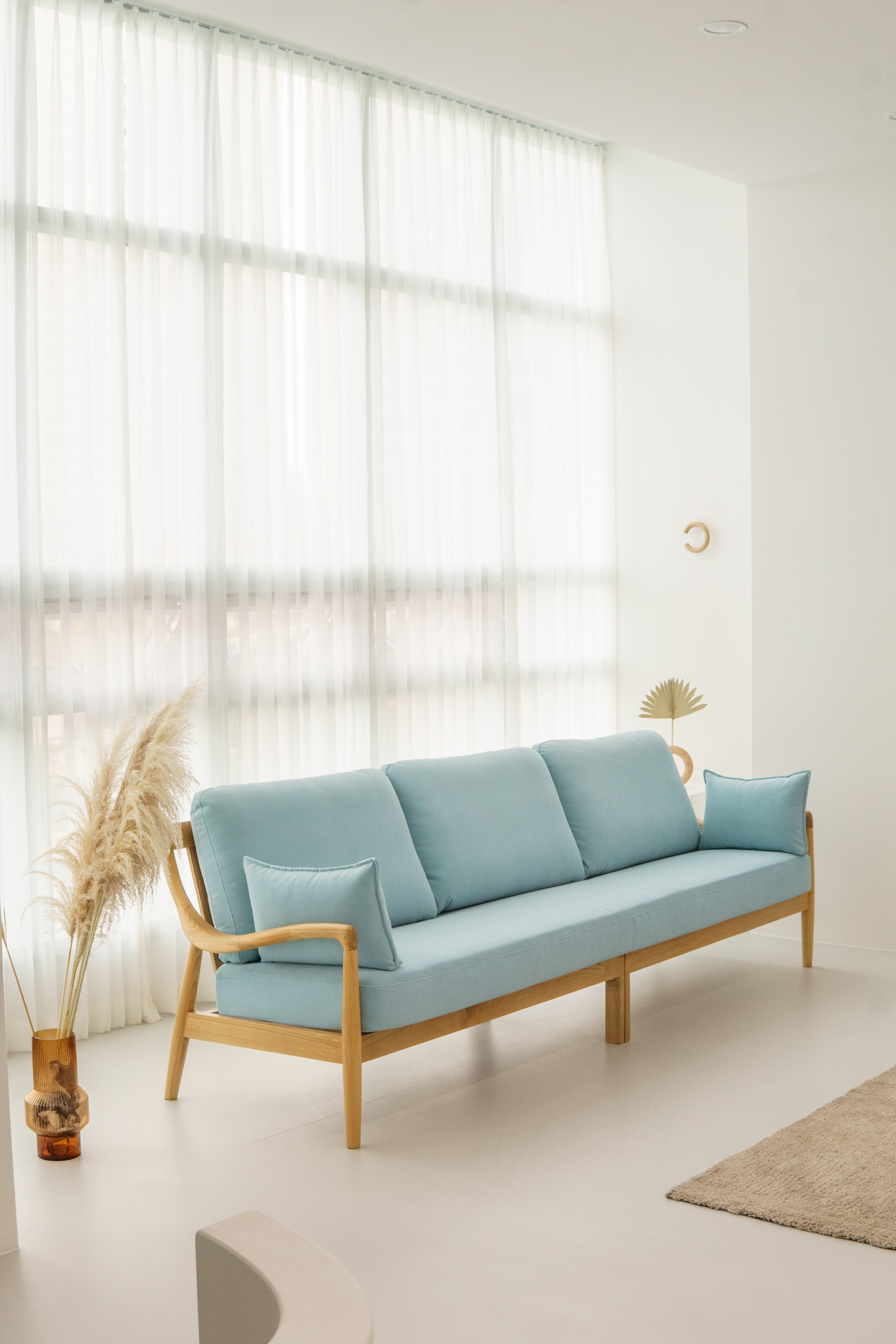 빌라누프 02 폴란드수입원단 앨리스 4인용원목소파(국내제작)