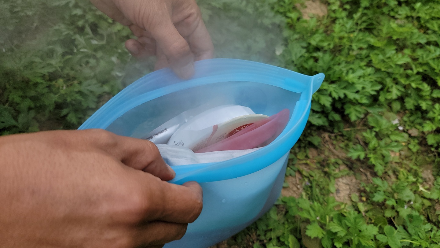 [실리밀리] 오리지널 실리콘지퍼백 등산/캠핑용 발열팩사용 500ml+2000ml 2종 - 상세 이미지 2