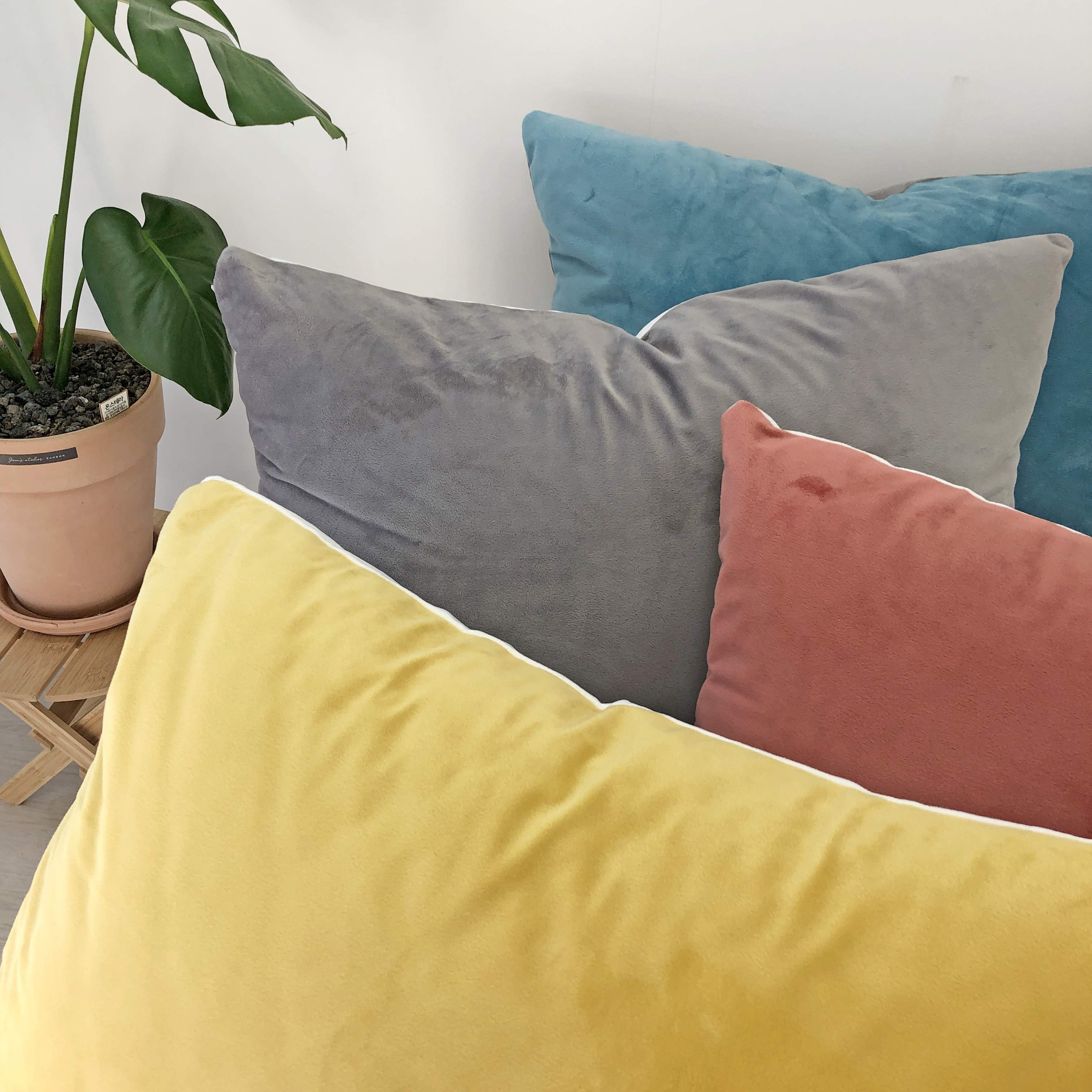 고밀도 극세사 미끄럼방지 및 고무밴딩 겨울패드 SS