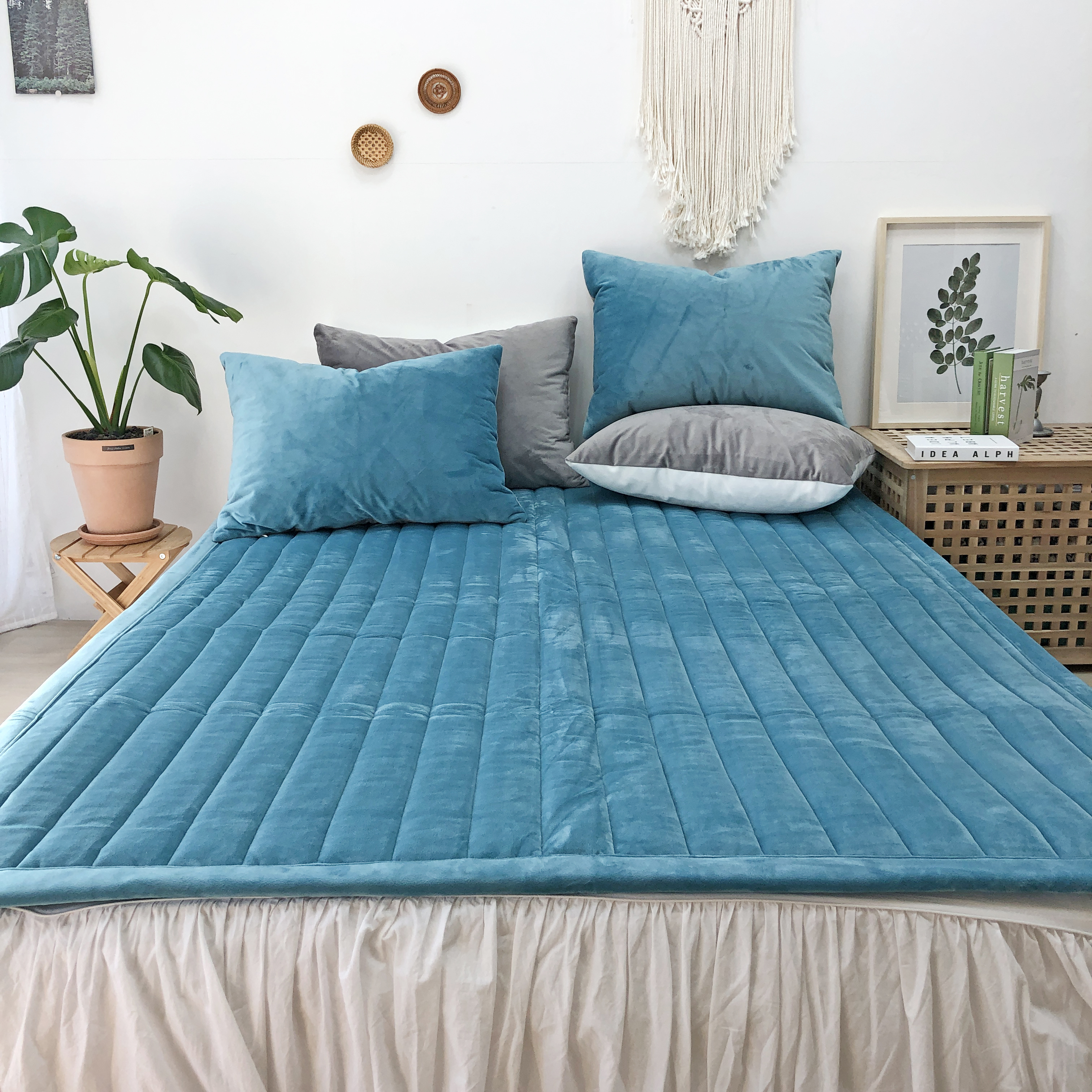 고밀도 극세사 미끄럼방지 및 고무밴딩 겨울패드 SS