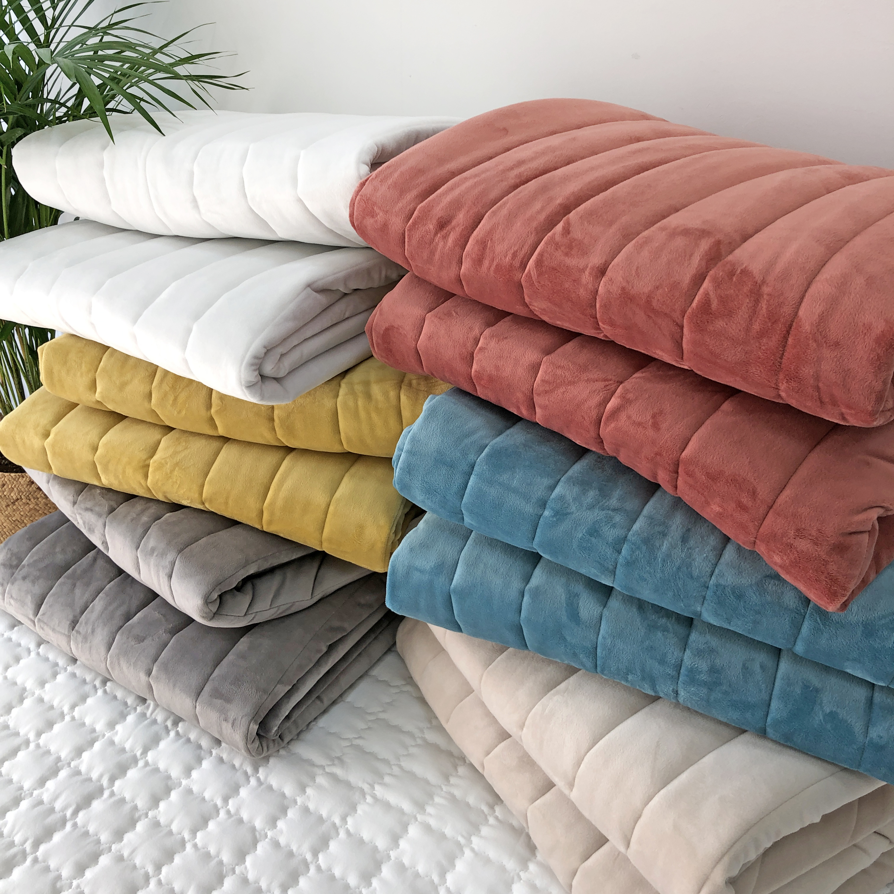 고밀도 극세사 미끄럼방지 및 고무밴딩 겨울패드 SS