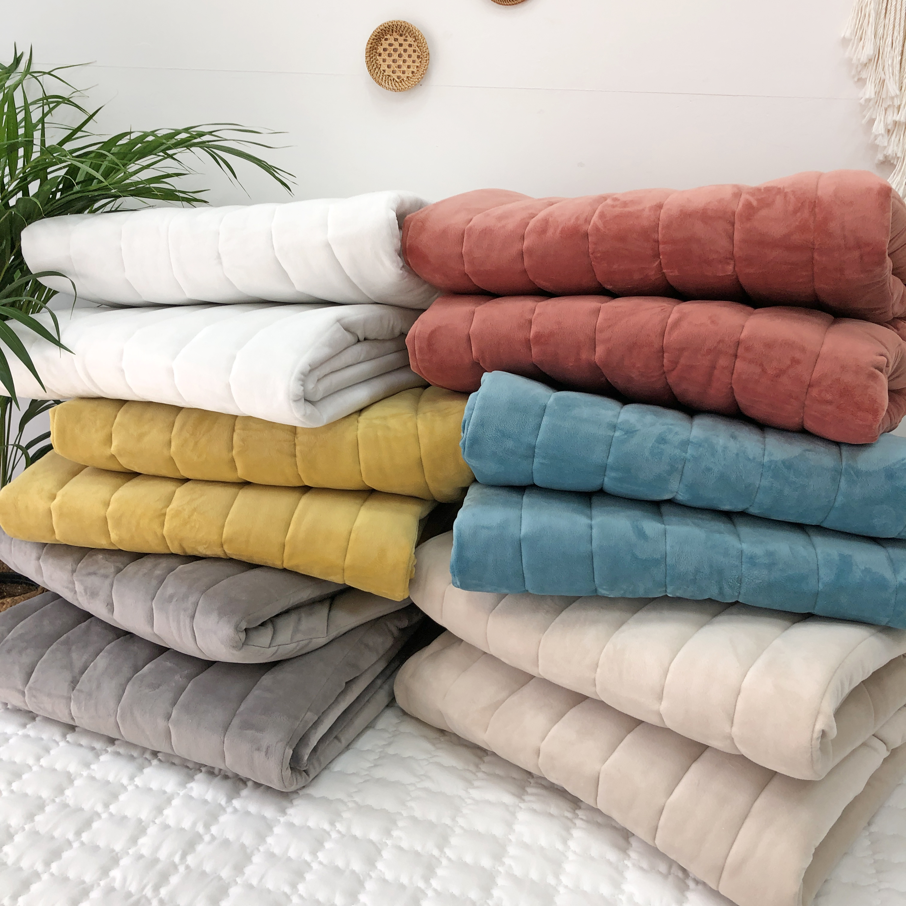 고밀도 극세사 미끄럼방지 및 고무밴딩 겨울패드 SS