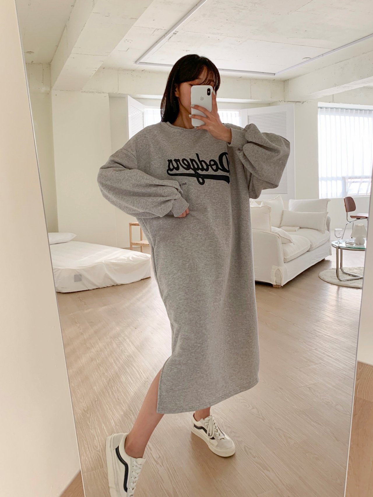 1+1기획 무료배송) 오버무드 다져스 봄,가을 겨울  홈웨어 키작녀 맨투맨 롱 원피스 3color - 상세 이미지 2