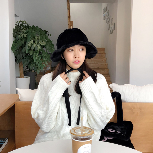 귀여운 밍크 퍼 여성 벙거지 모자 버킷햇 여자 겨울모자 끈 모자