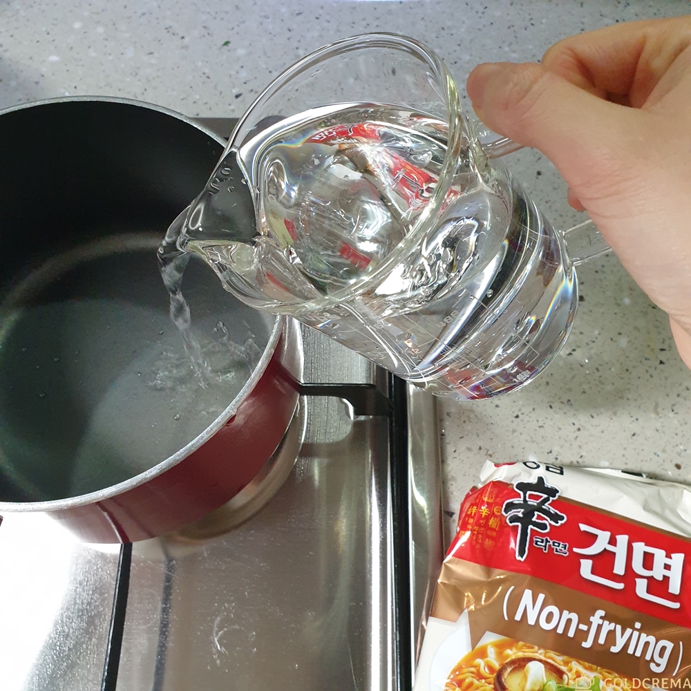 골드크레마 500ml 이유식 베이킹 쿠킹 요리 유리 투명 눈금 내열계량컵 비커 라면물조절 - 상세 이미지 3