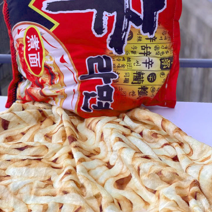 인싸템 패러디 라면 쿠션 양털 무릎 담요 - 상세 이미지 4