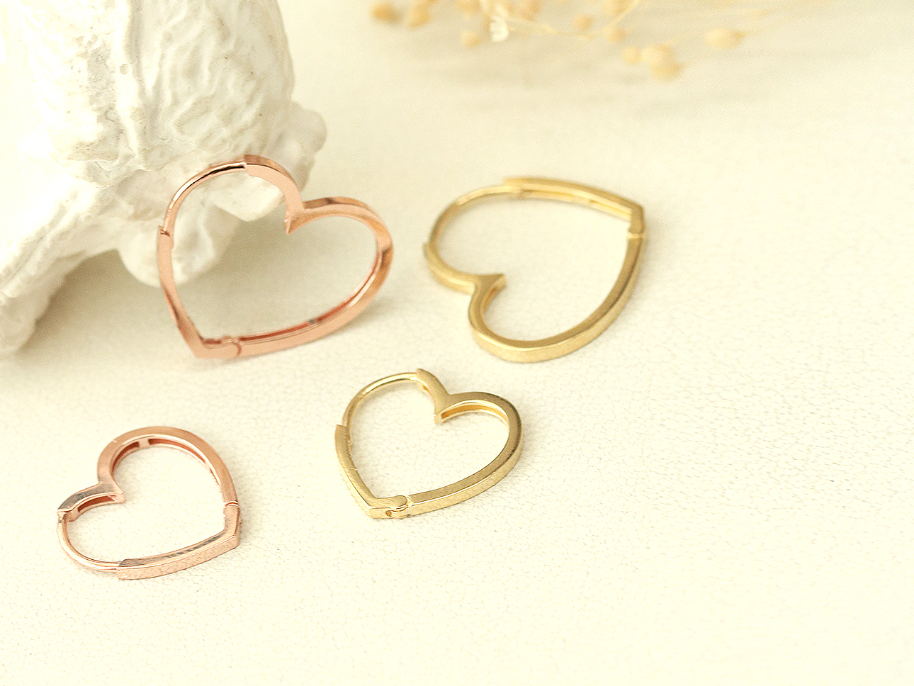 ミニマルピアス 14K モダンハートワンタッチリングピアス