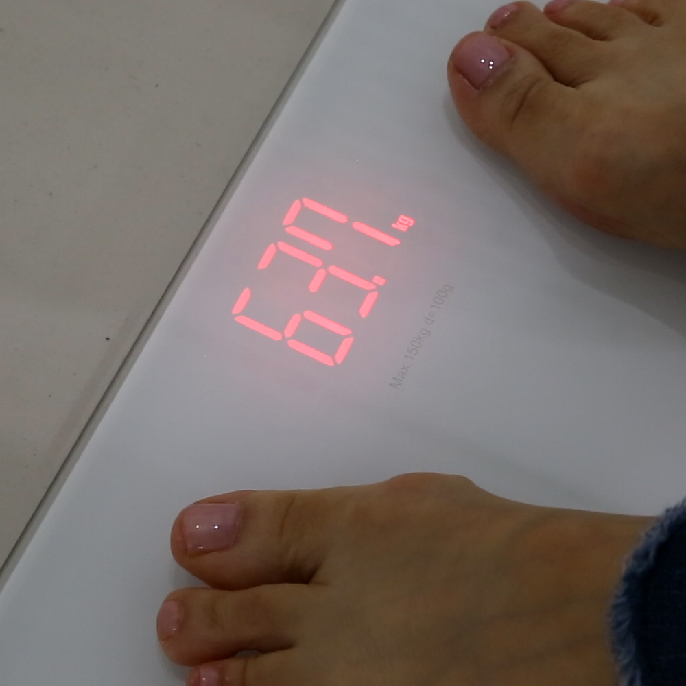 카스 CAS 매직 디스플레이 디지털 체중계 HE-100