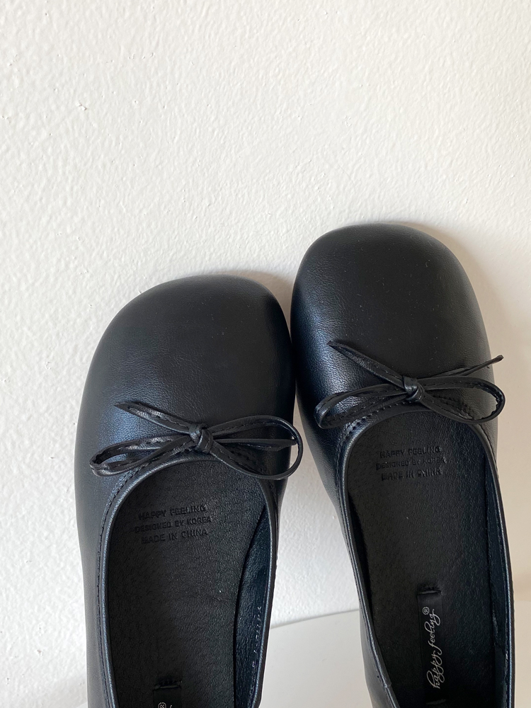 발편한플랫 리본 여성플랫슈즈 둥근코 쿠션 가죽 단화