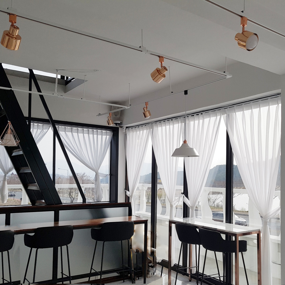 홈앤홈 차르르 쉬폰 거실 안방 미용실 카페 커튼 맞춤제작