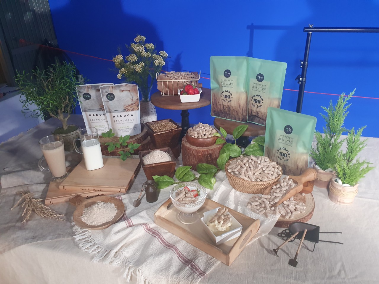 [하눅] 통호밀 선식미숫가루200g-5팩+호밀그대로 스낵80g-3팩 선물세트 - 상세 이미지 4