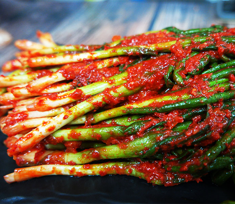 핵폭탄파김치1kg 갓담아 맛있는 실비 매운 파김치