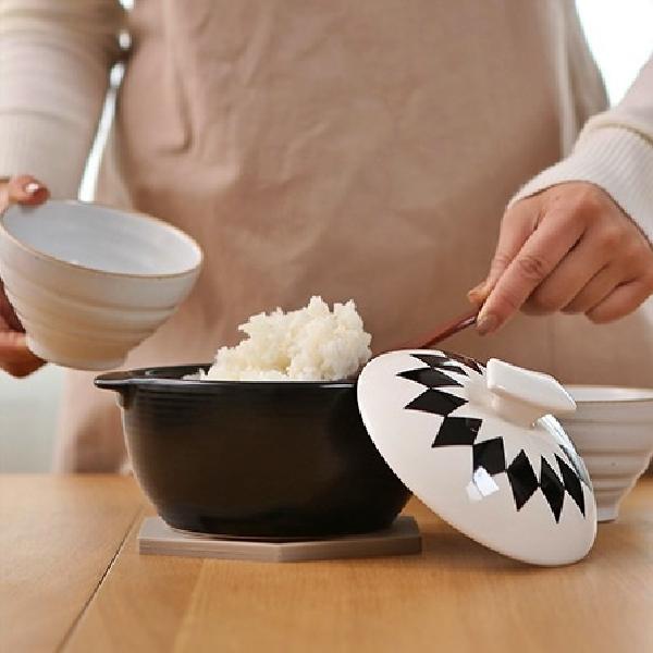 계란찜 뚝배기 찌개 직화 내열 도자기 냄비 그릇 뚜껑 노르딕 북유럽 - 상품 이미지