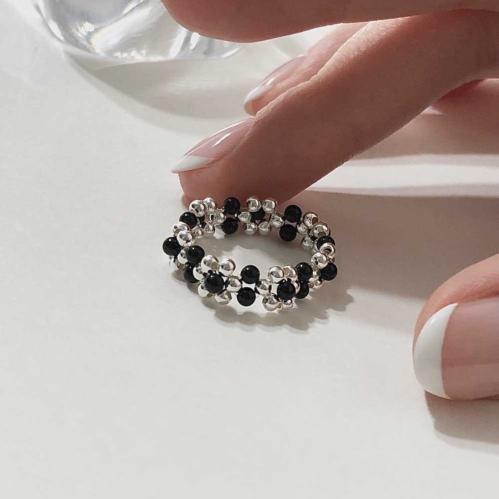 [925 Silver] Onyx Flower Ring / 오닉스 은볼 꽃반지 : 민노크 minnoc