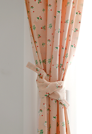 살구꽃무늬 프린트 커튼 아이방 맞춤제작 커튼