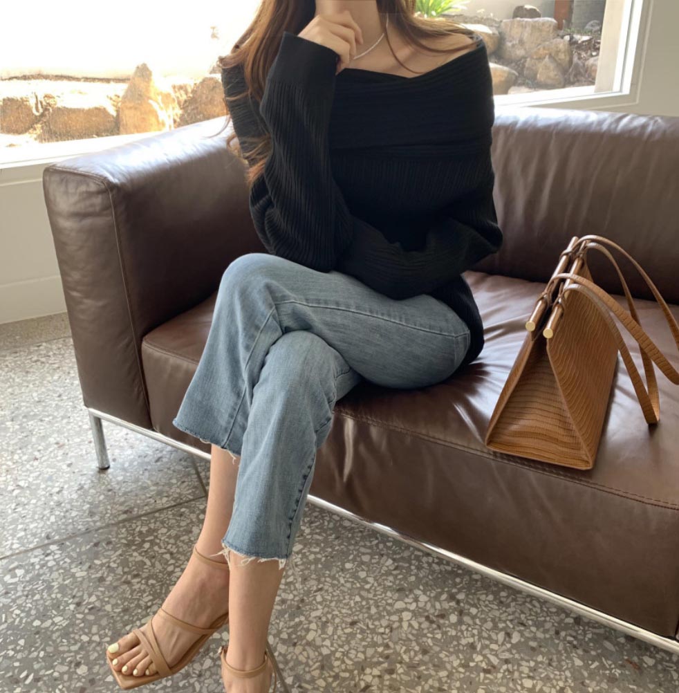 르네 루즈핏 스판 골지 긴팔 여리여리 긴팔 봄 간절기 오프숄더 페미닌 니트(블랙) 이미지 4