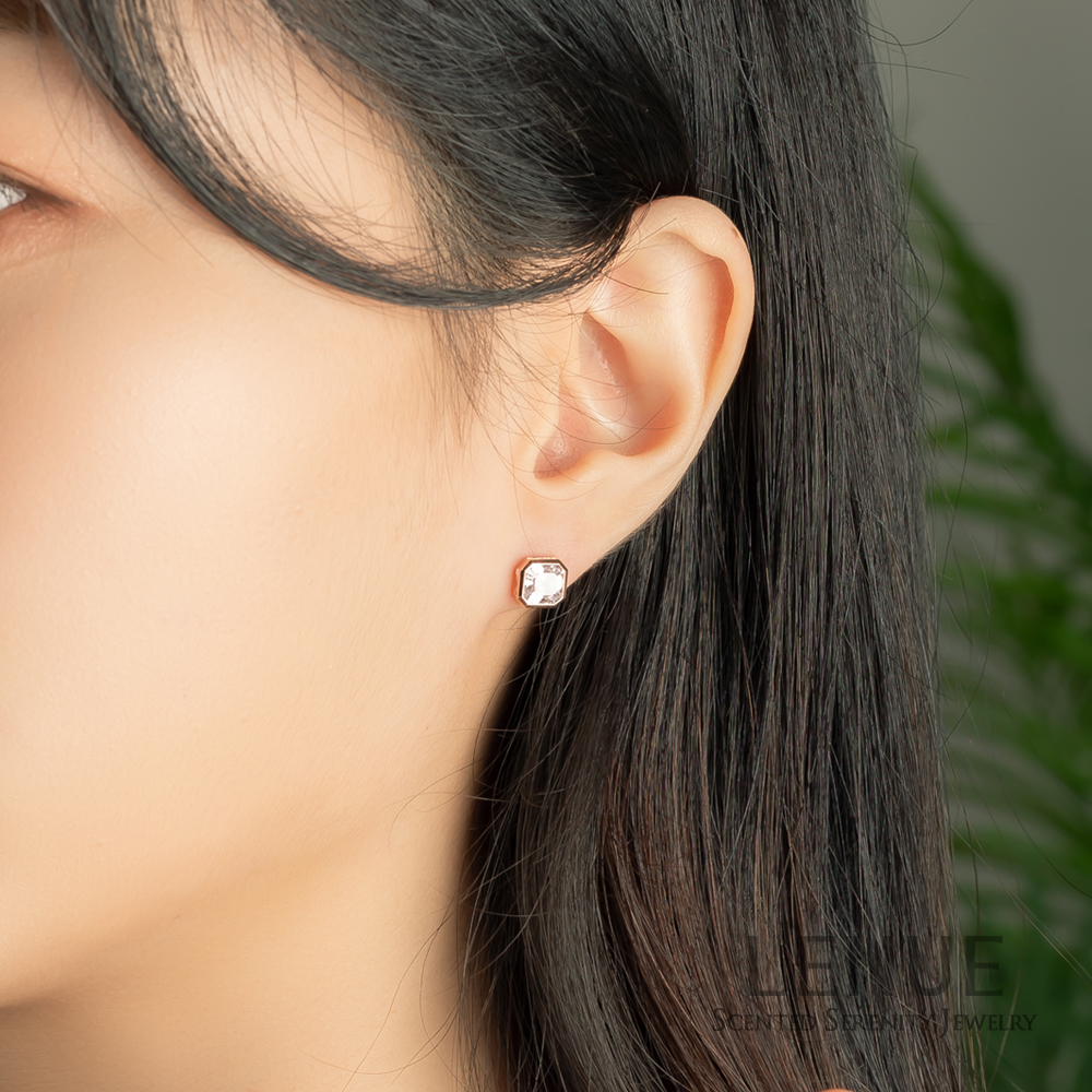 [레뉴] 어셔컷 스퀘어 큐빅 귀걸이 / 14K 골드 에셔컷 6미리 데일리 여자친구 선물 이미지 6