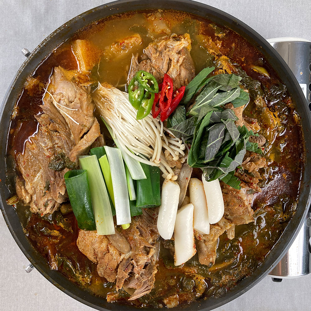 통영 해남 시래기 감자탕 대용량통뼈감자탕 뼈해장국 뼈다귀해장국 밀키트 - 상세 이미지 3