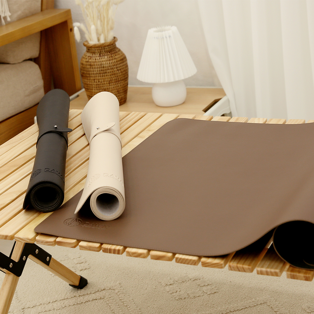 던 캠핑 테이블 매트 식탁 방수 가죽 매트 블랙