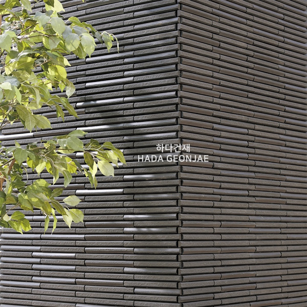 아이코트료와 베르니나 타일 K06 블랙 / 하다건재 아이콧료와 ICOT RYOWA