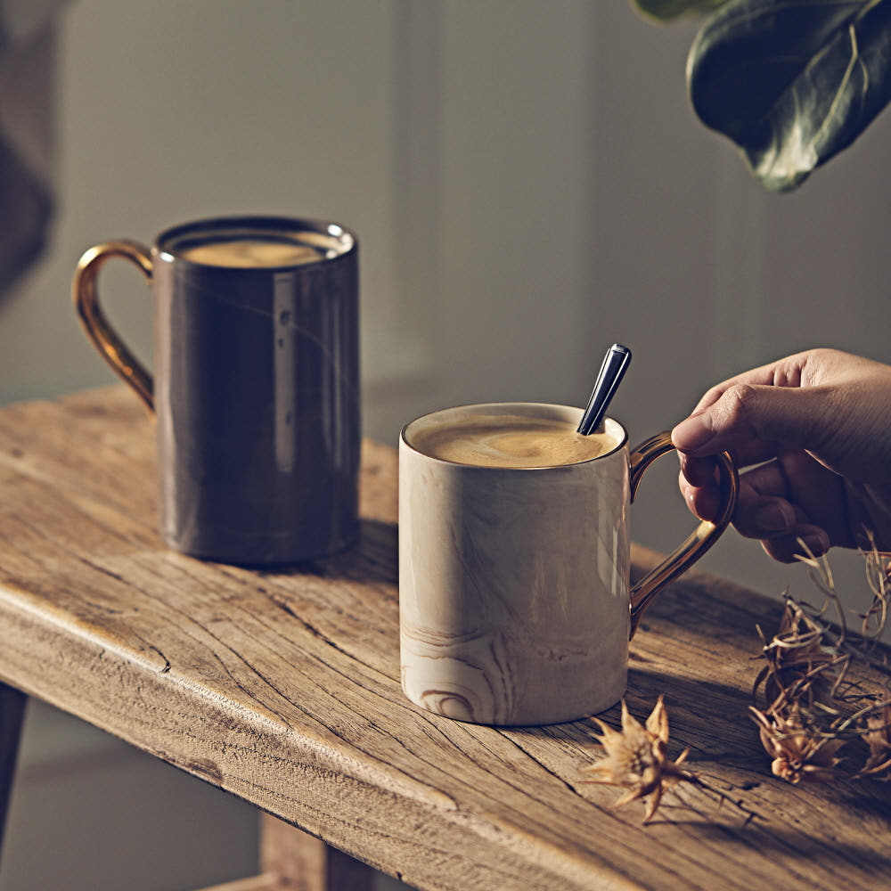 까사무띠 골드 마블 머그컵