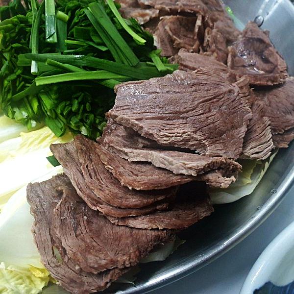 냉장 국내산 1등급 육우 보리소 국거리 수육 양지 사태 다이어트 헬스 소고기 300g - 상세 이미지 5