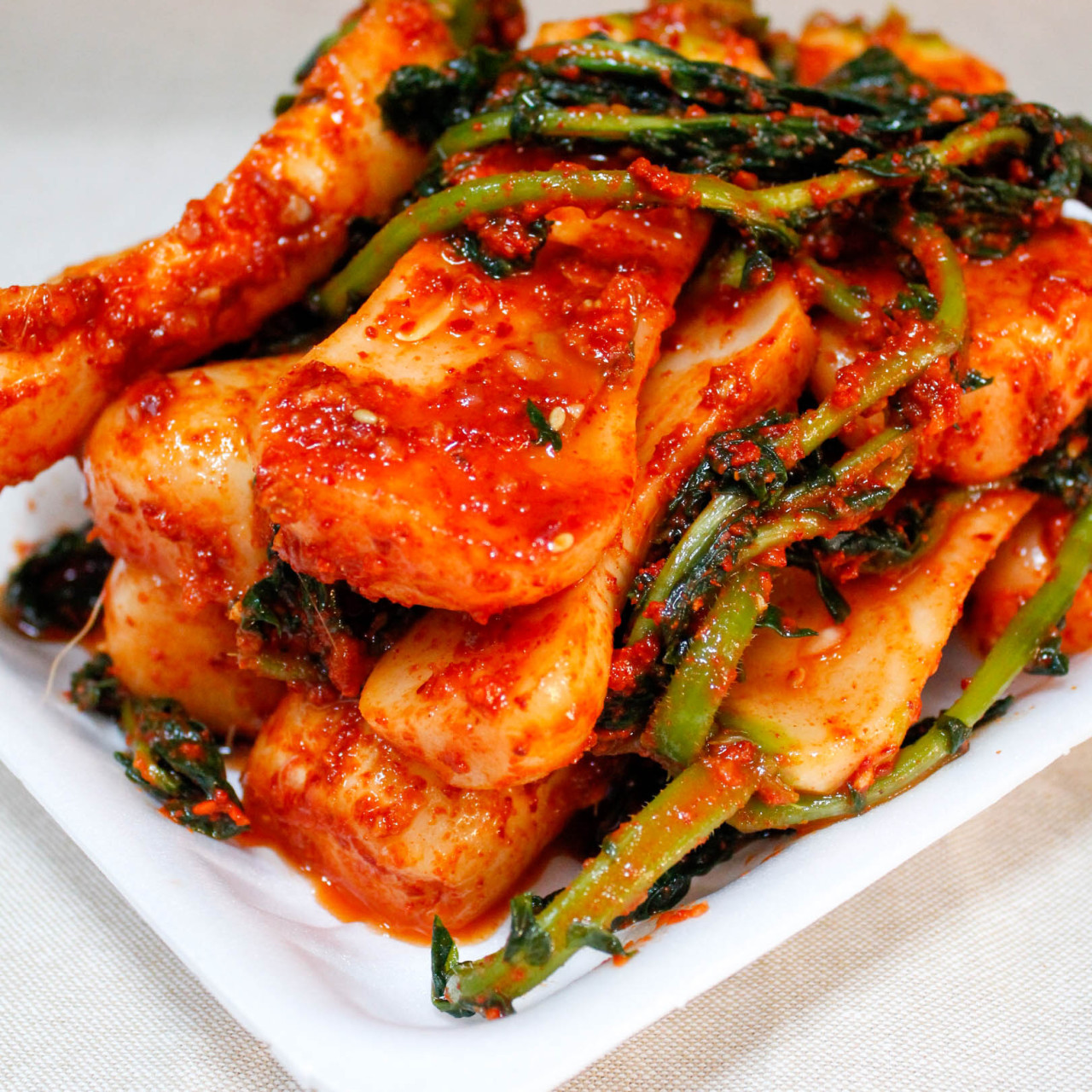 [대구시 배달] 아삭한 총각김치 1통 600g 내외 [서남신 고향반찬] : 동네시장 장보기