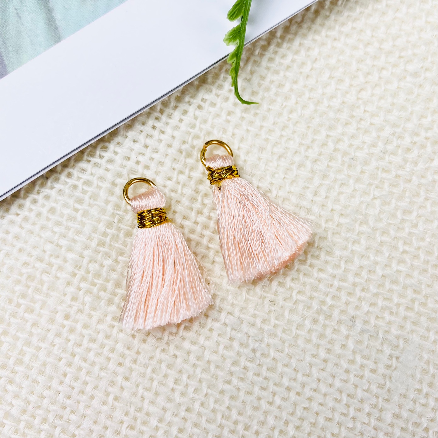 NEW) 2cm 금사 미니태슬 장식 (2개) 이미지 7