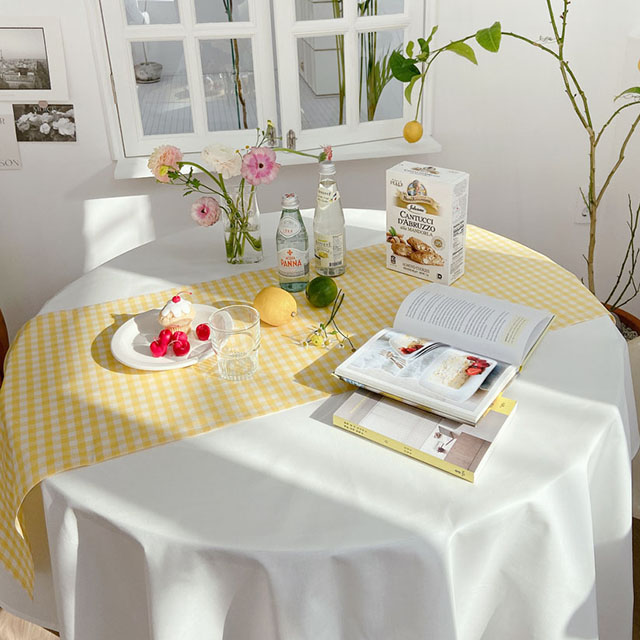 화이트 무지 식탁보 방수 테이블보 사각 홈파티 캠핑 돌 행사 백일 교회 95X115