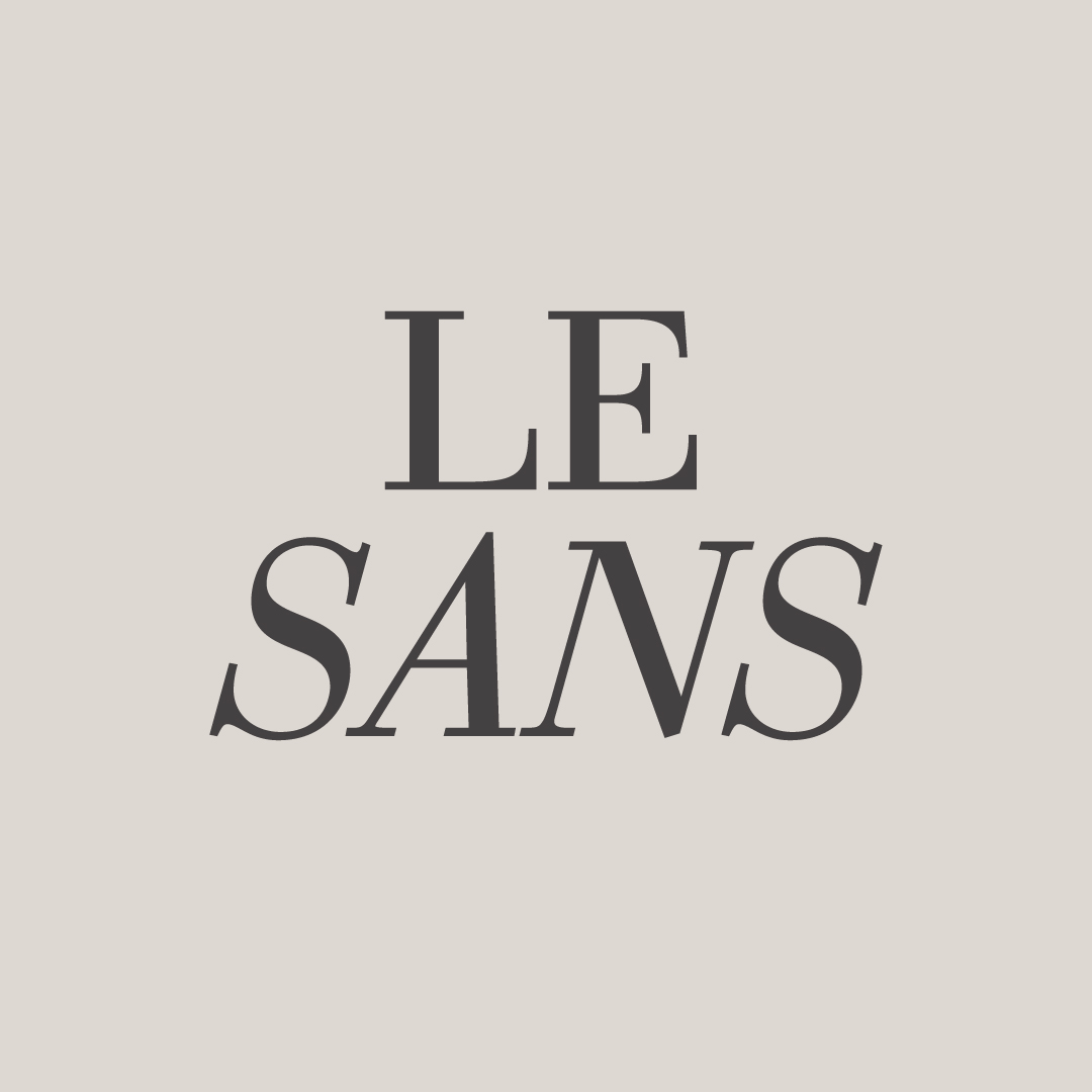 르상스 스토어 로고