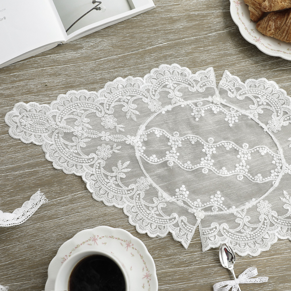 로젠 화이트 마름모 레이스 제작 러너 테이블 매트 받침