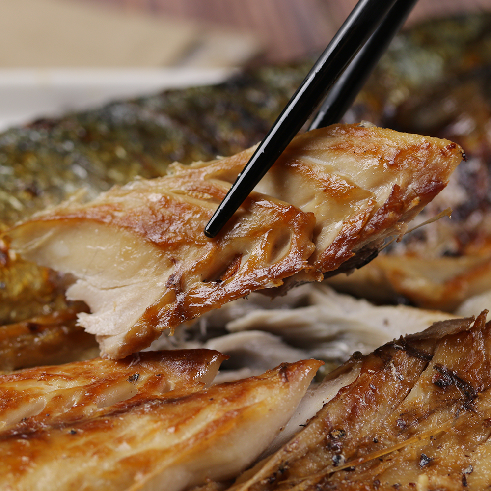 사랑이네 생선구이 연탄불 고등어 300g