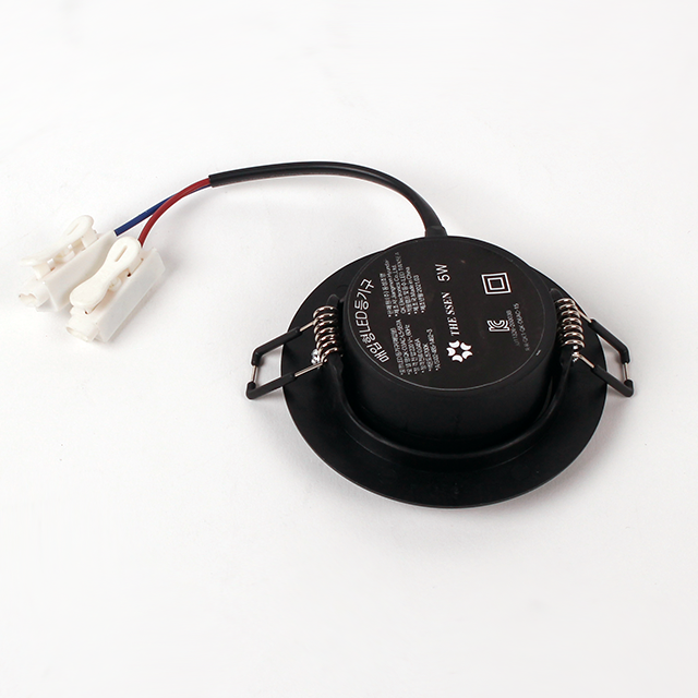 더쎈 LED 다운라이트 7.5cm(3인치) 5W 직회전 매입등 IC타입 이미지 2