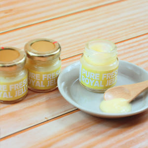 비즈랩 생로열젤리 천연 로열제리 생로얄제리 50g 3개(150g) 맛있게 먹은 솔직 후기 - 상품 이미지 2