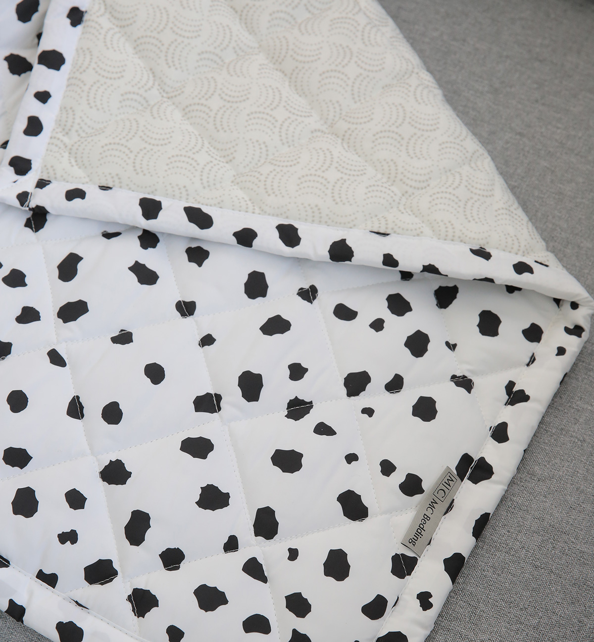 쇼파패드 알러지케어 달마시안 화이트 쇼파커버 3인용