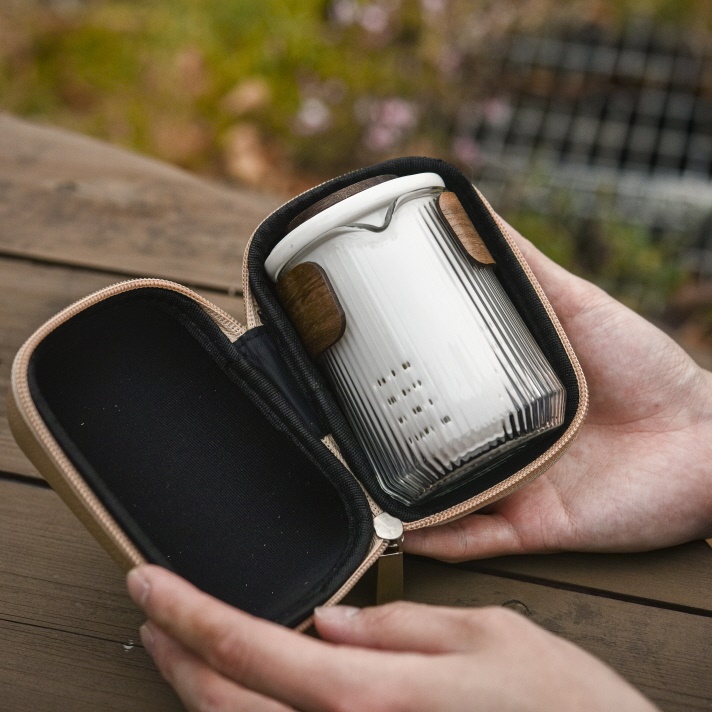 한 손에 담긴 휴식, 휴대용 다기 다도세트