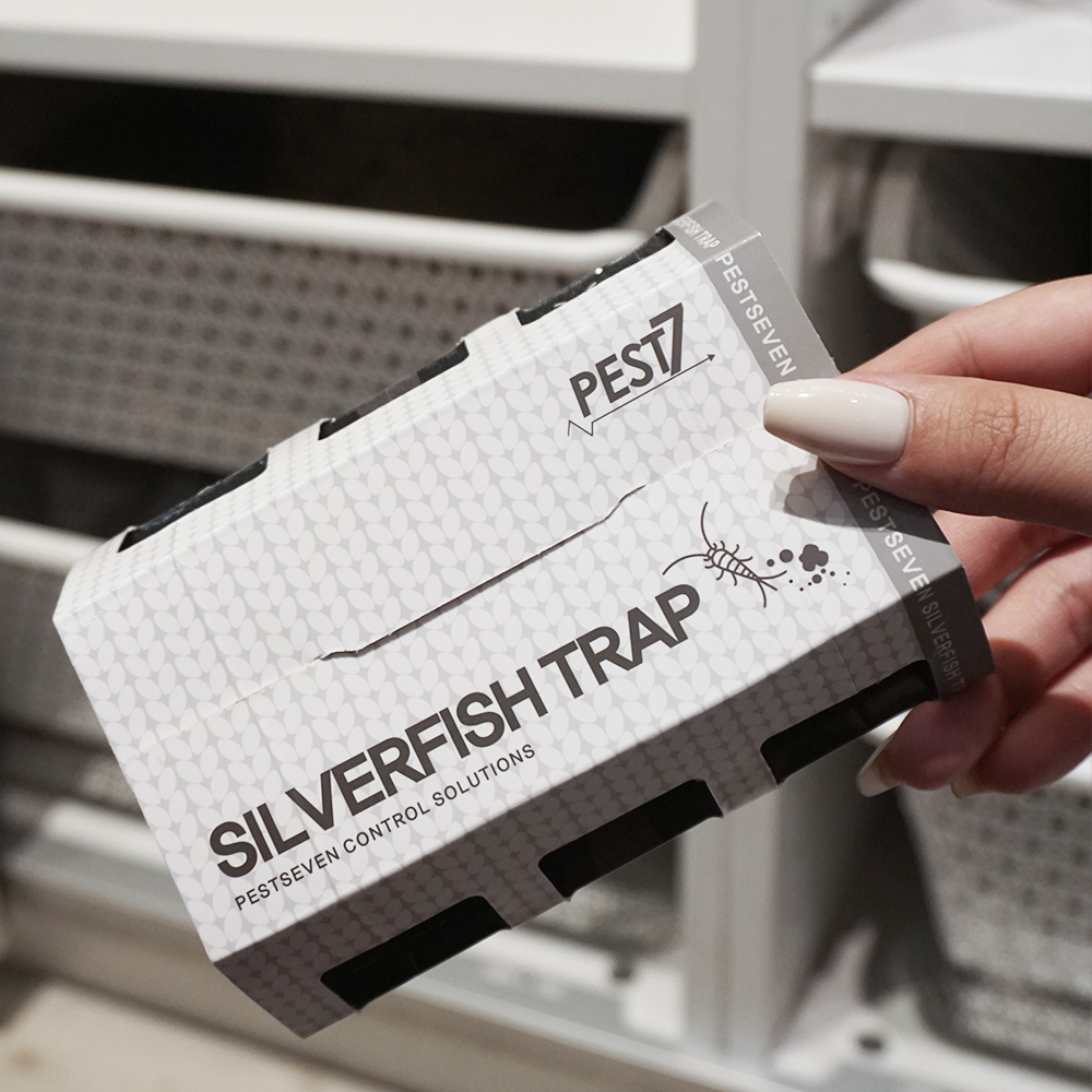 페스트세븐 좀벌레 트랩 (12개입) 이불벌레 옷장벌레 가구벌레 은색벌레 실버피쉬 방충제 제거 박멸 약 퇴치법 퇴치제 끈끈이 원인 퇴치 나프탈렌 싹 방역 좀약