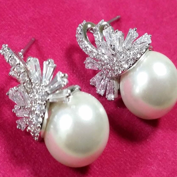 너무우아해 진주귀걸이 나사 침형 클립형귀걸이 귀안뚫은귀걸이 혼주귀걸이 한복귀찌