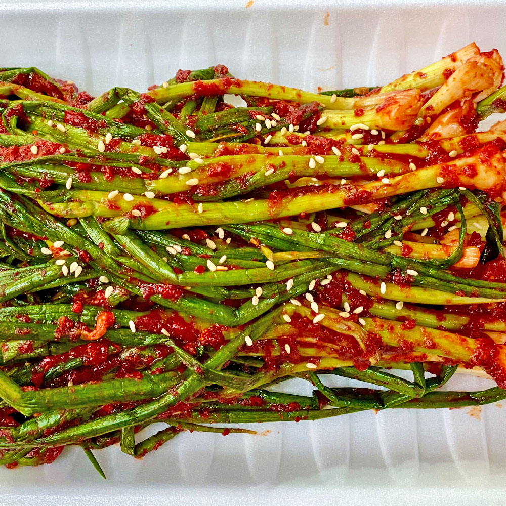[서울,성남,하남 당일배송] 알싸한 파김치 400g [암사 소문난반찬] : 동네시장 장보기